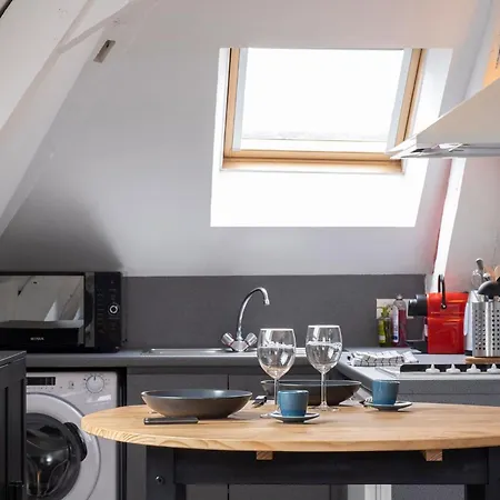 Immeuble Entier Coeur De Ville Avec Terrasse & Balcon *