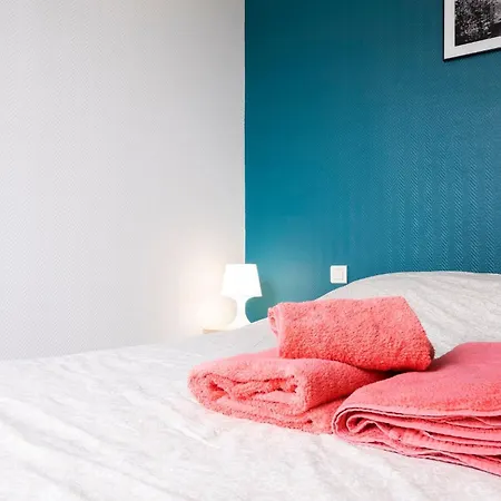 Immeuble Entier ✰ Coeur De ✰ Terrasse Balcon * Segre