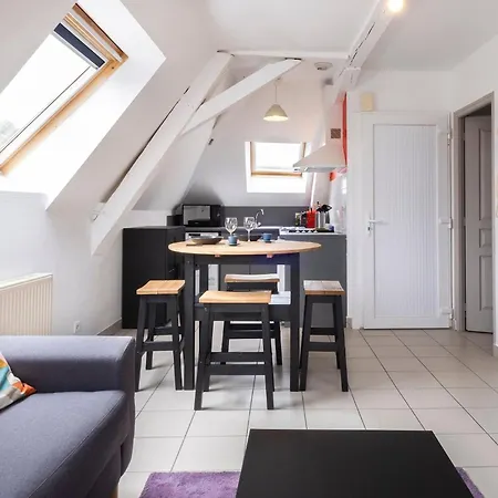 Immeuble Entier Coeur De Ville Avec Terrasse & Balcon Appartement Segré