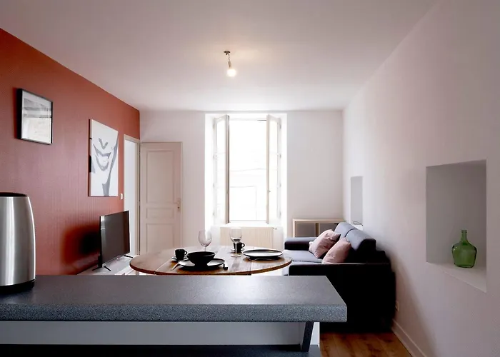 Immeuble Entier ✰ Coeur De ✰ Terrasse Balcon Daire Segré