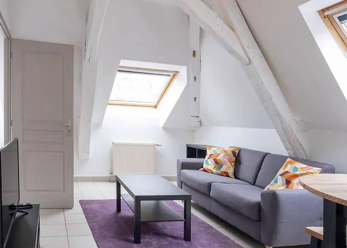 Immeuble Entier ✰ Coeur De ✰ Terrasse Balcon Segré